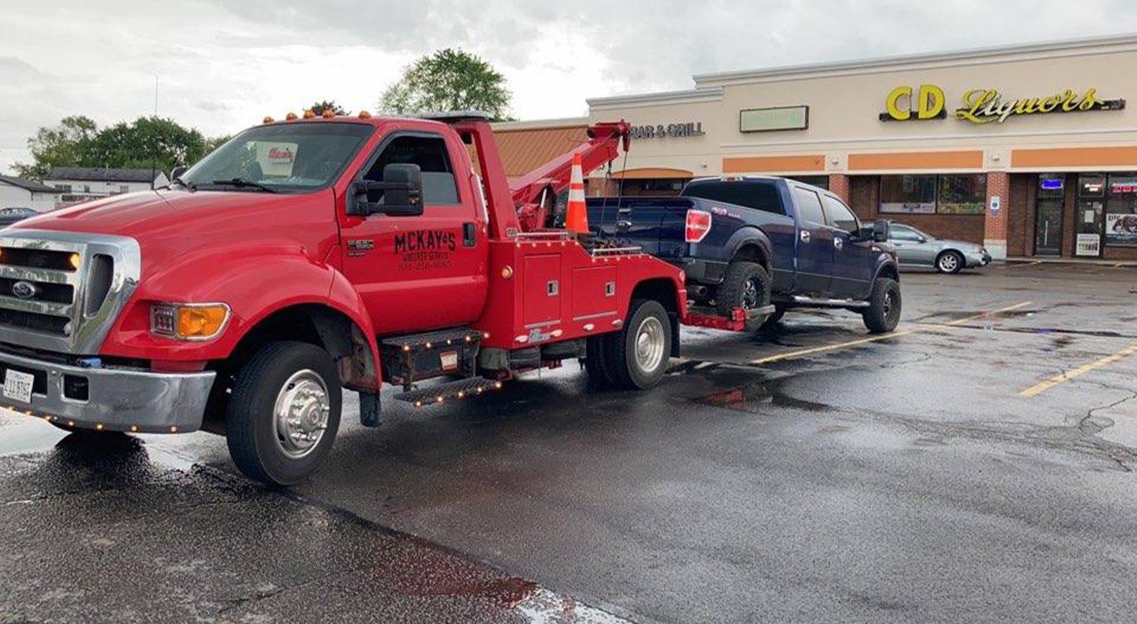 Central Illinois's preferred towing company McKay's Wrecker & Towing