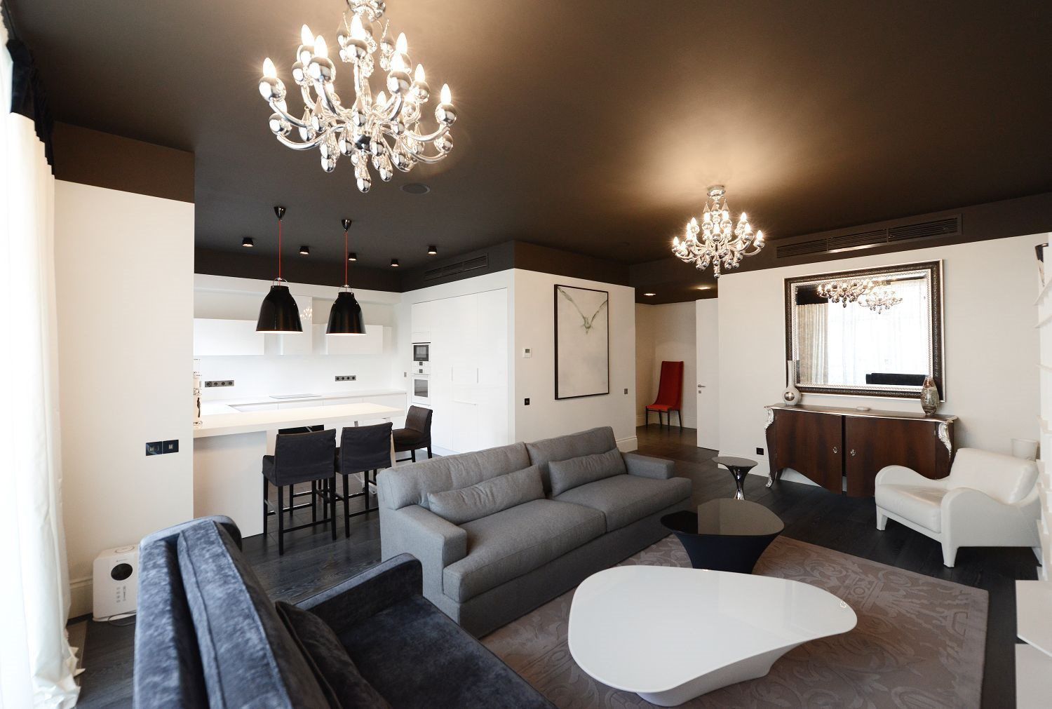 INTERIOR HOUSE PAINTING