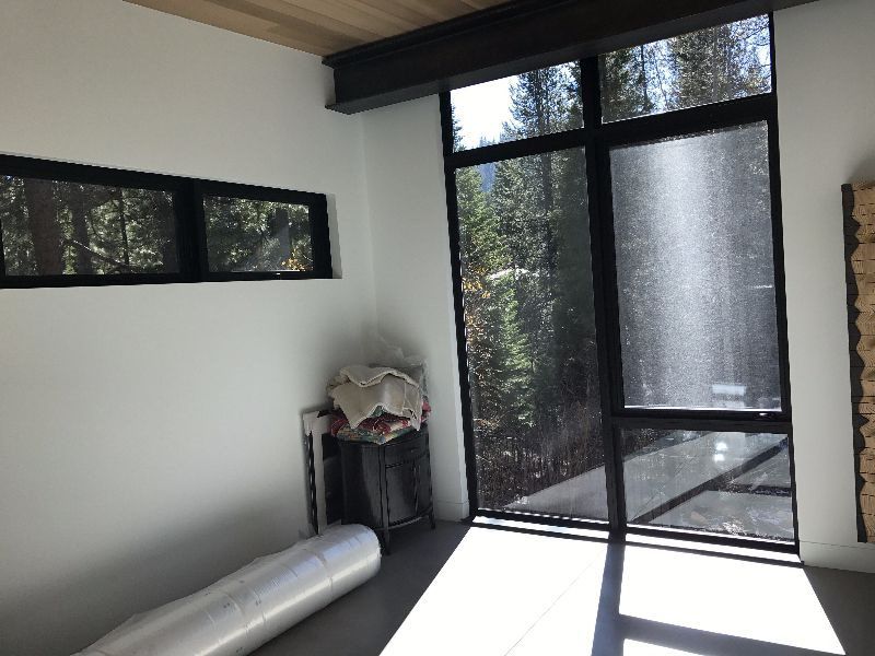 Mountain Retreat Modern Interior