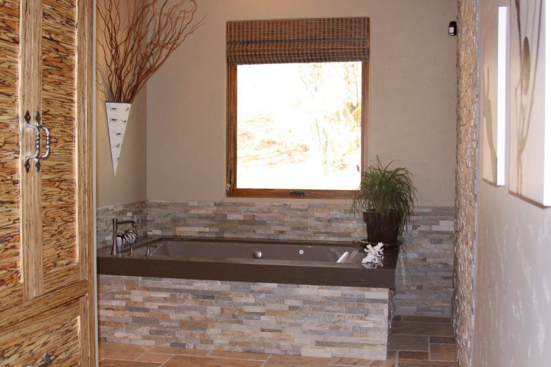 Bruce Residence Bathroom