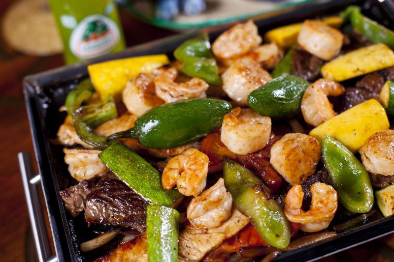 La Parillada Mar Y Tierra