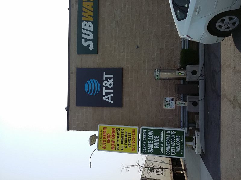 A large, illuminated franchise sign featuring custom channel letters with vibrant LED lighting, installed on a retail storefront in New York.
This franchise sign is a premier example of custom channel letter signage designed for businesses looking to
