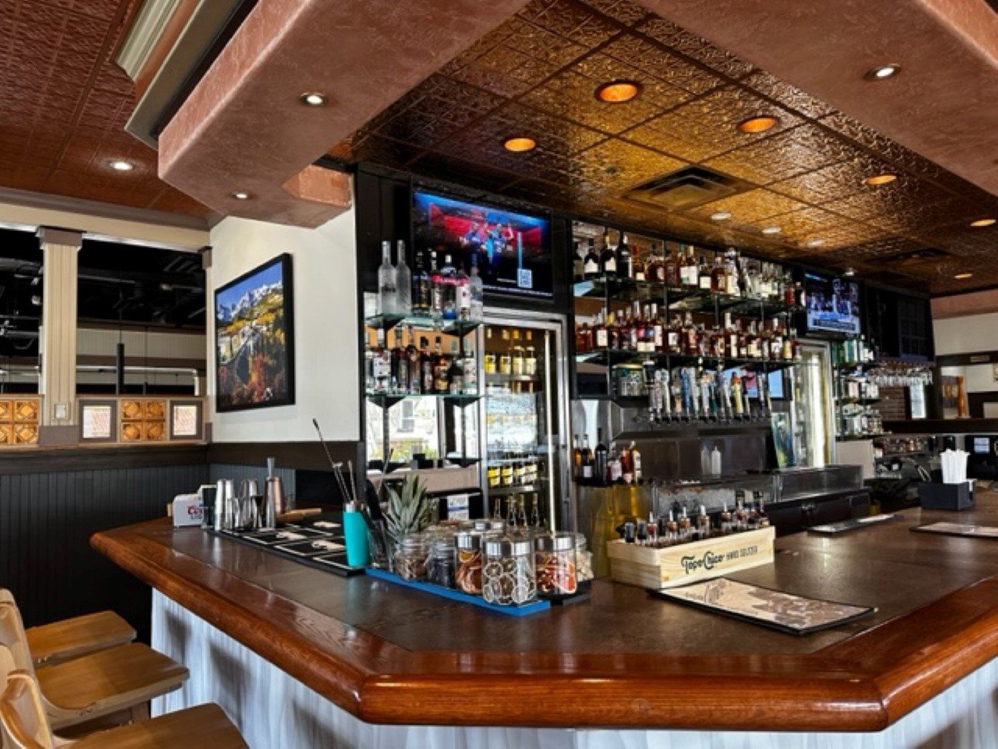 Aspen American Bar & Grill Colorado Springs, CO Aspen American Bar