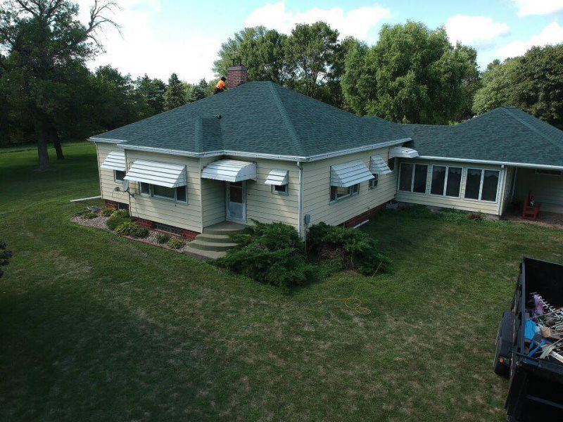 residential roofing service in spirit lake