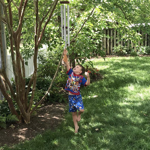 lil boy with fathers day chime