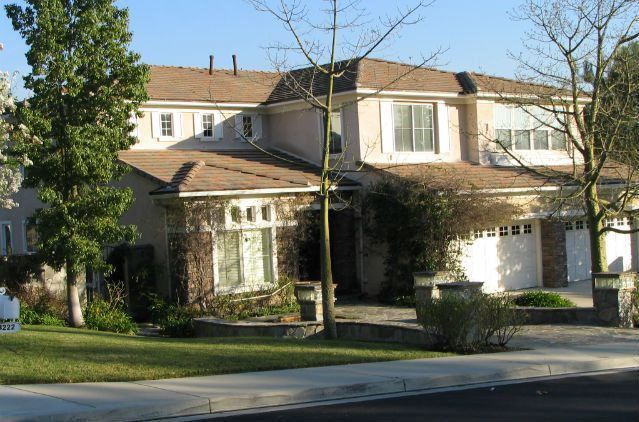 3222 North Summit Pointe Drive