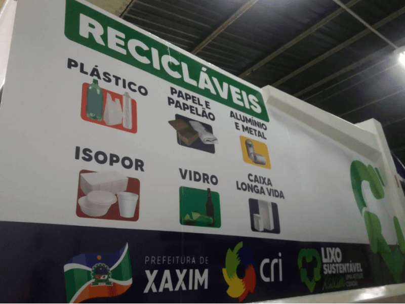 Custom vehicle wrap by Mineola Signs and Awnings, Mineola, New York
Custom vehicle wrap from Mineola Signs and Awnings in Mineola, New York. This wrap provides durability and eye-catching design, ensuring your vehicle stands out on the road. Installe