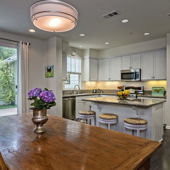 1167 Calle Lagunitas