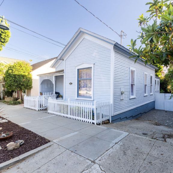 408 De La Vina Street