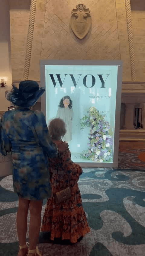 Woman Gala video  3