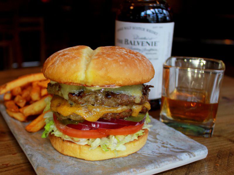 Northwest Burger Company Blazing Onion Burgers, Brews